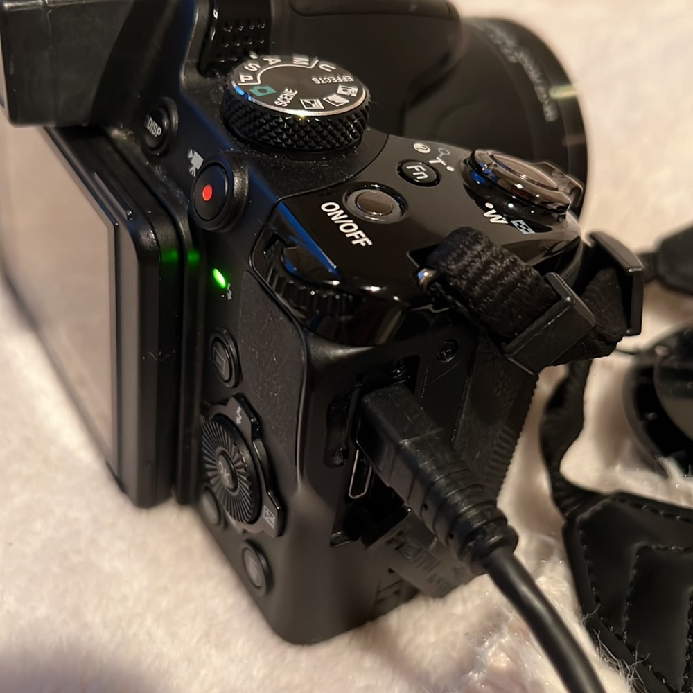 Nikon Camera - Picture 6 of 15